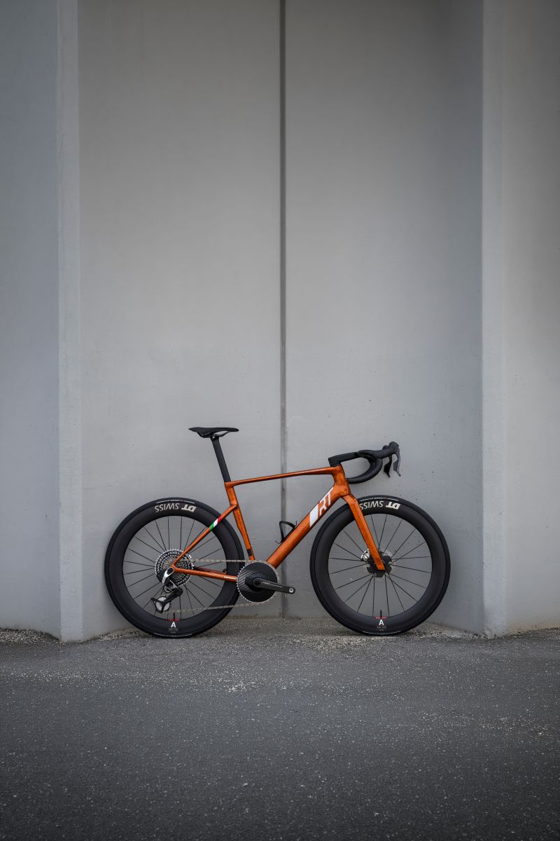 Officine Mattio Vento RT road bike